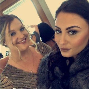 Meet your Posher, Laura